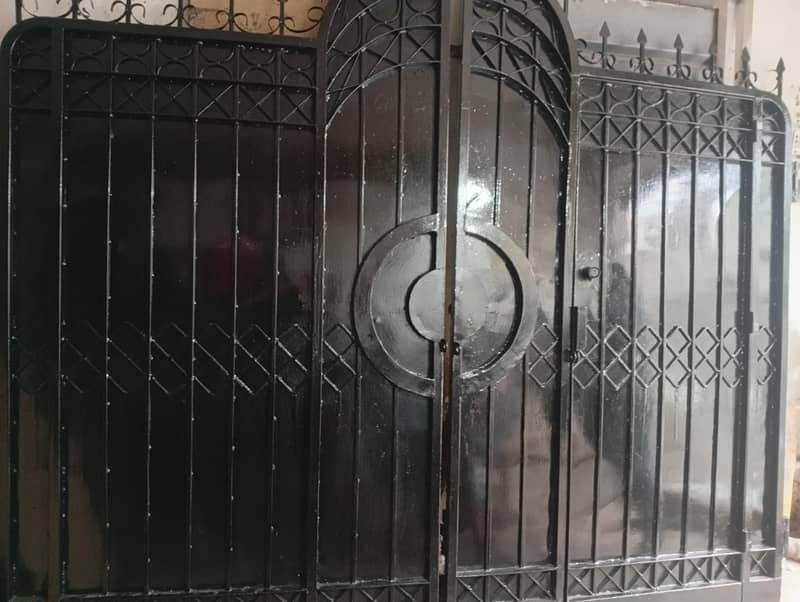 main gate 2