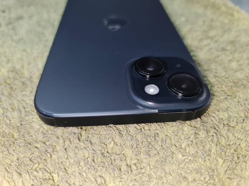 Apple iPhone 15 plus 3