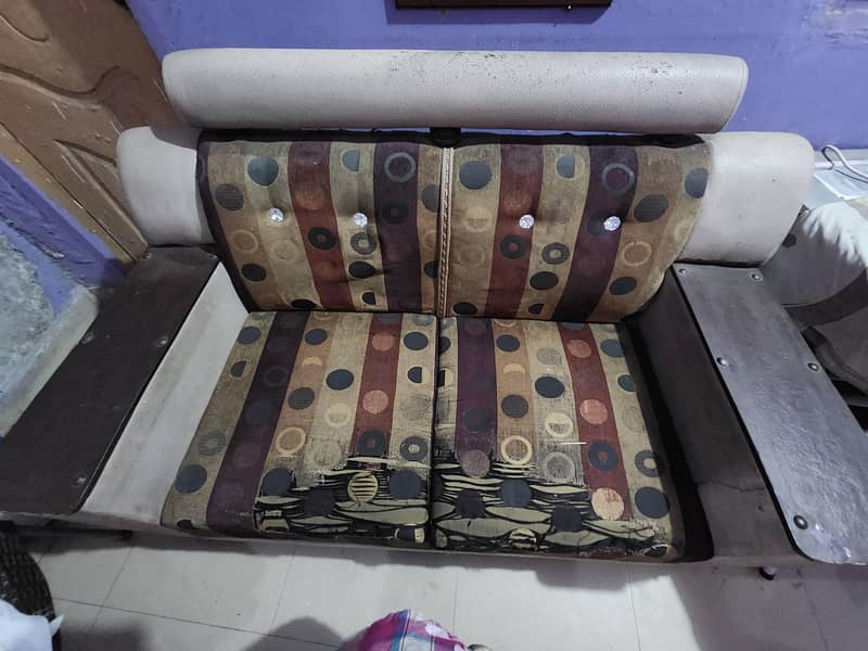 Sofa 6 seated 3