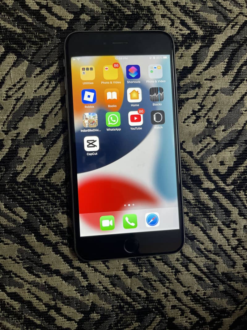 Apple iPhone 6S Plus 0