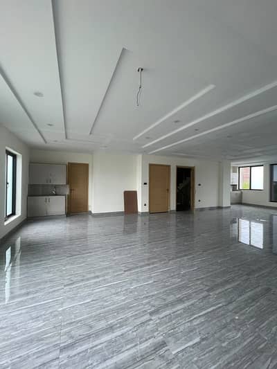 5 Marla floor available for Offices | Prime Location | Reasonable Rent