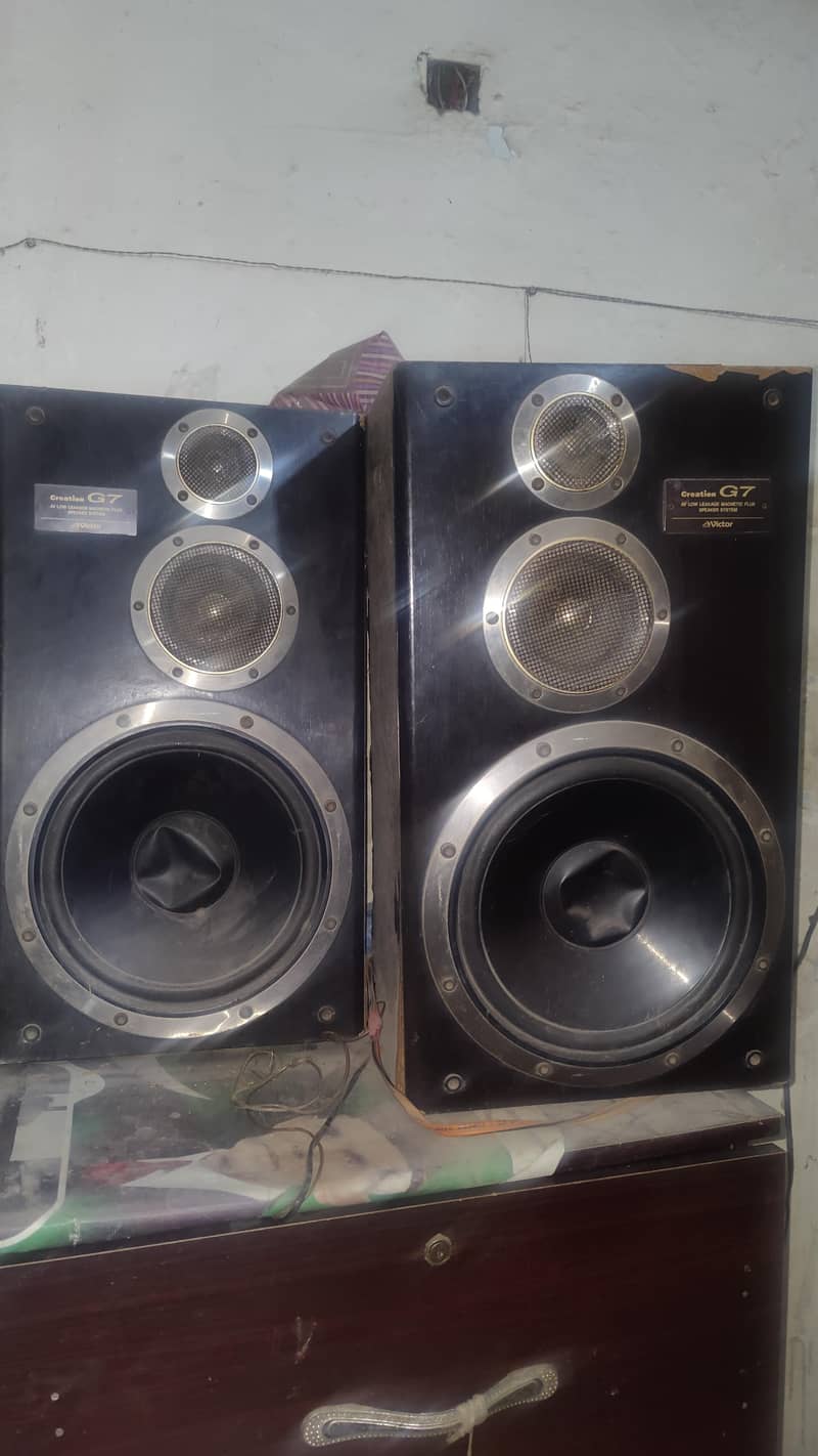 speaker 0
