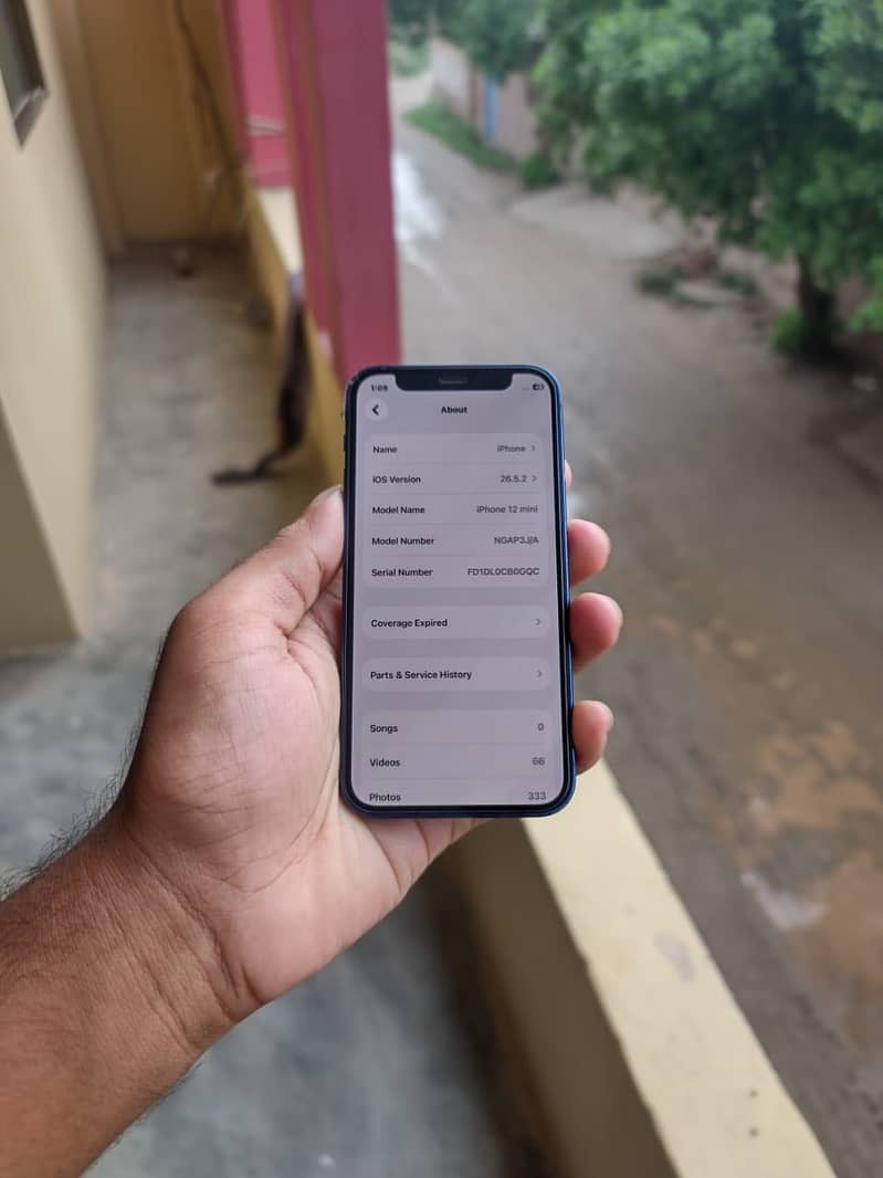 Apple iPhone 12 mini 4