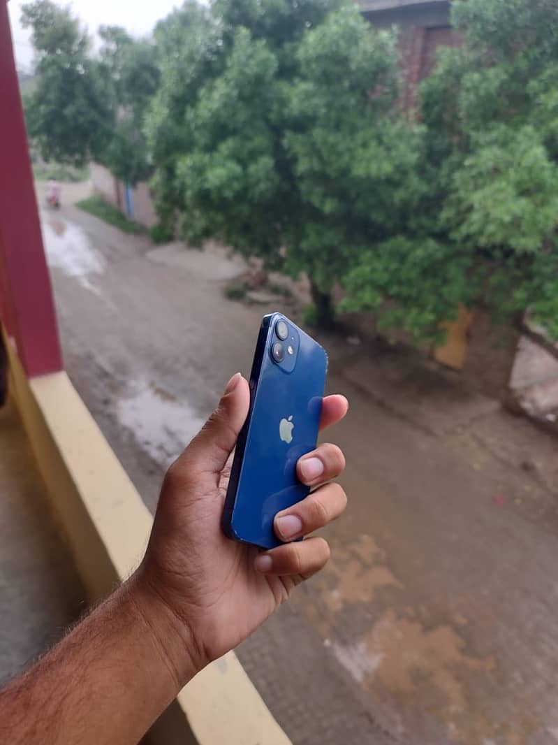 Apple iPhone 12 mini 5