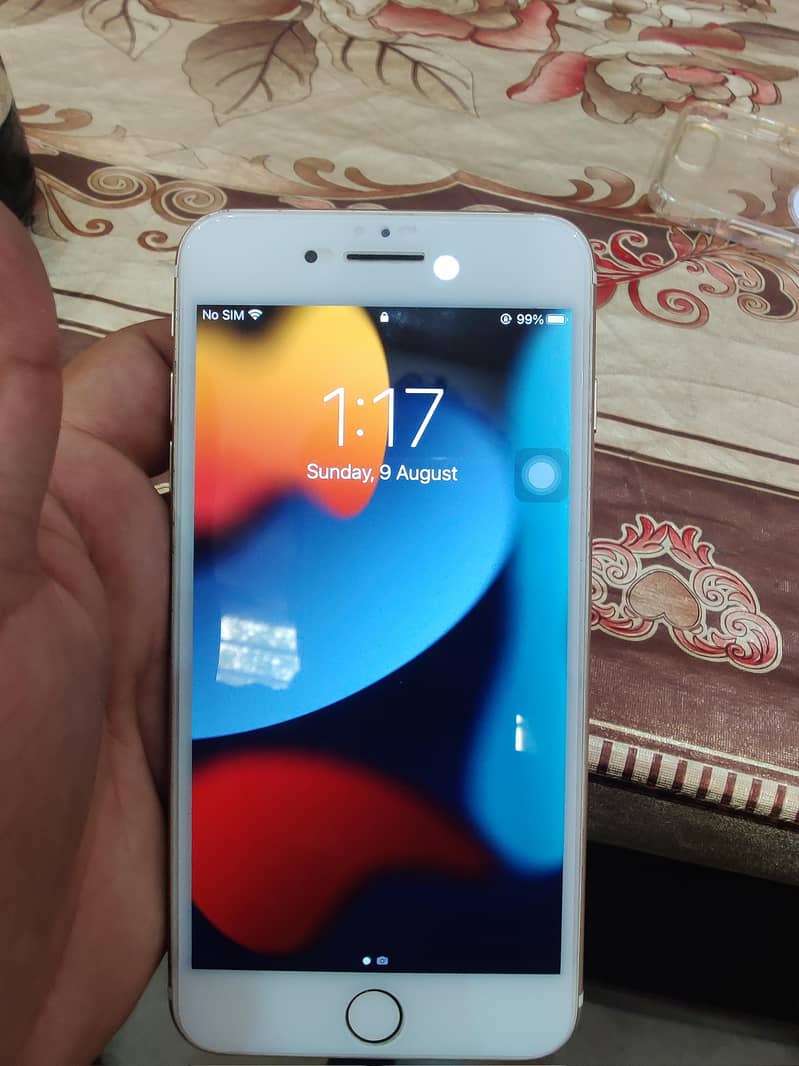Apple iPhone 7 Plus 0