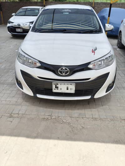 Toyota Yaris GLi 2021