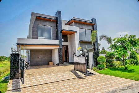 1 KANAL ELEGANT & SUPER HOT LOCATED BUNGALOW NEAR TO MOSQUE, PARK & McDONALD'S IS AVAILABLE IN THE BEST BLOCK OF DHA LAHORE.