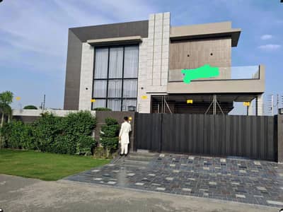 1 KANAL ELEGANT AND SEMI FURNISHED SUPER HOT LOCATED BUNGALOW IS AVAILABLE IN THE BEST BLOCK OF DHA LAHORE.