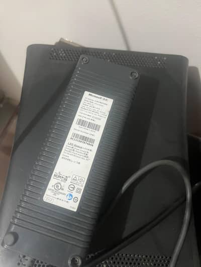 Xbox 360 with games