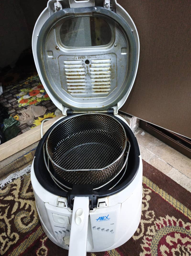deep fryer 2