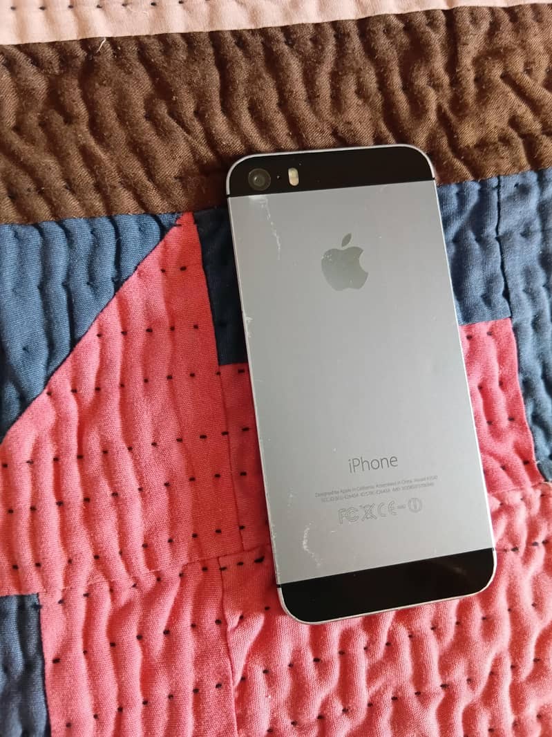 Apple iPhone 5s 0