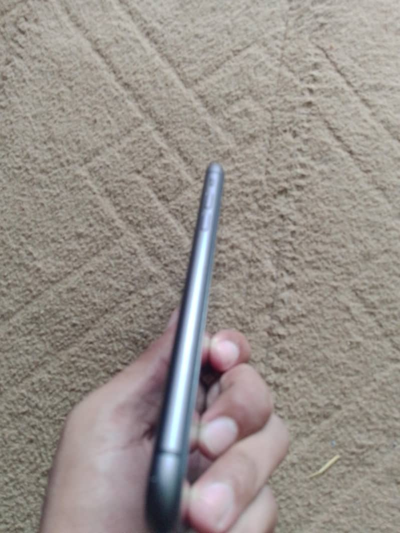 Apple iPhone 11 5