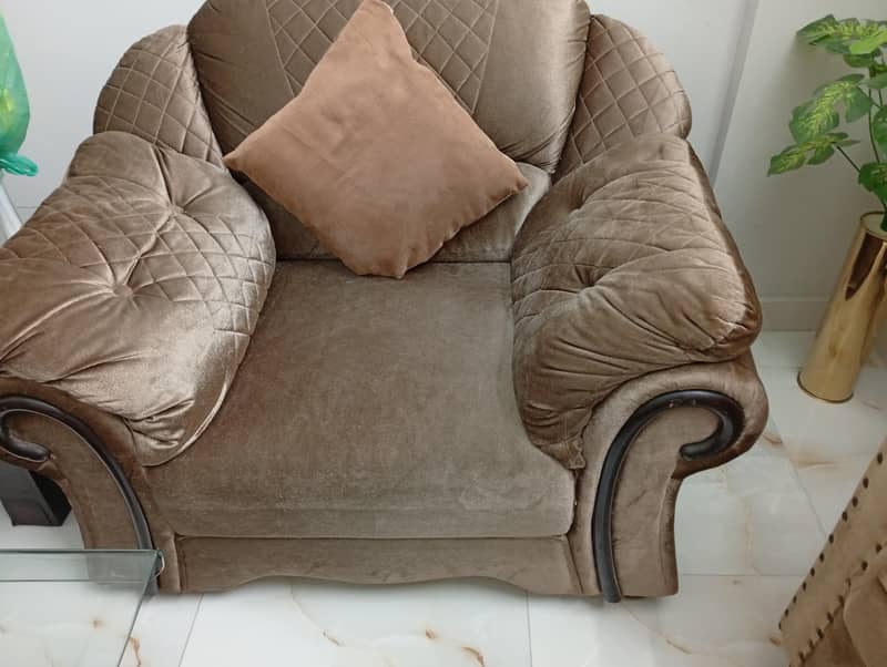 sofa drawing room table 7
