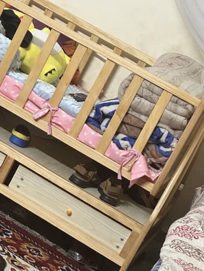 Kids bed swing
