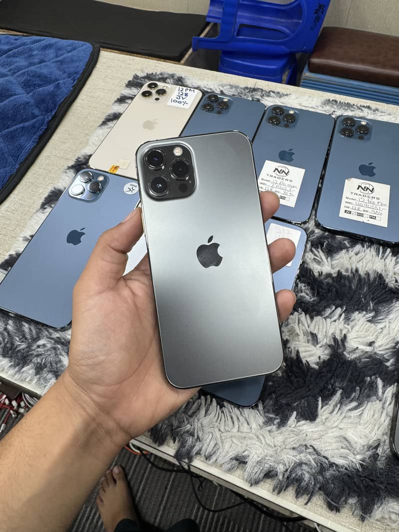 Apple iPhone 12 Pro Max 1