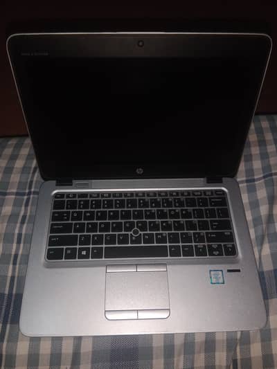 HP EliteBook 820 G3 – Core i5 6th Gen – 16GB RAM