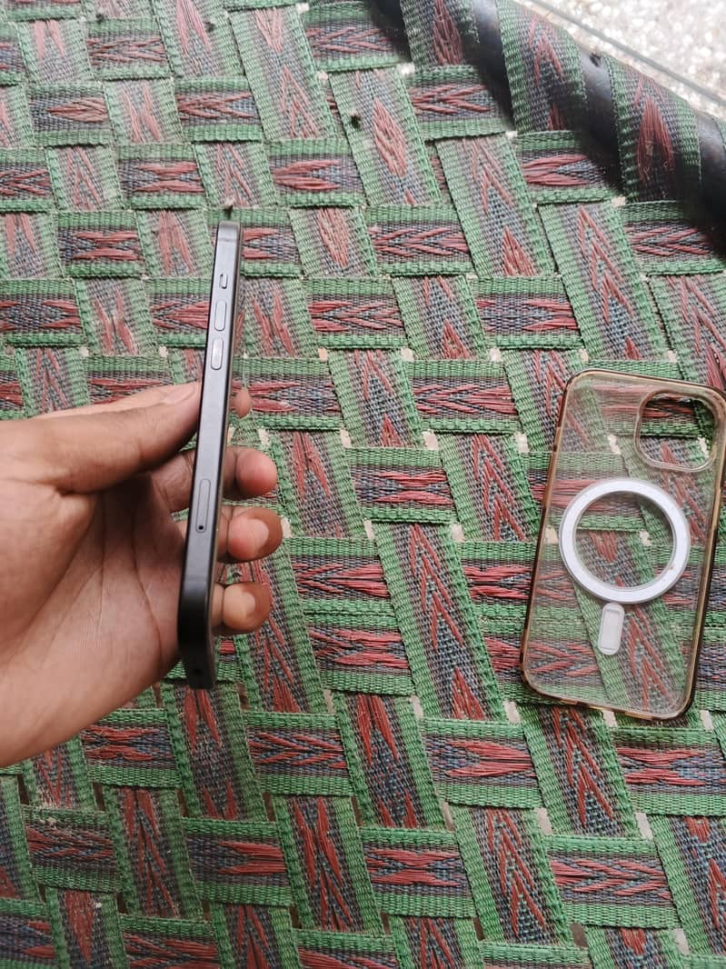 Apple iPhone 15 1