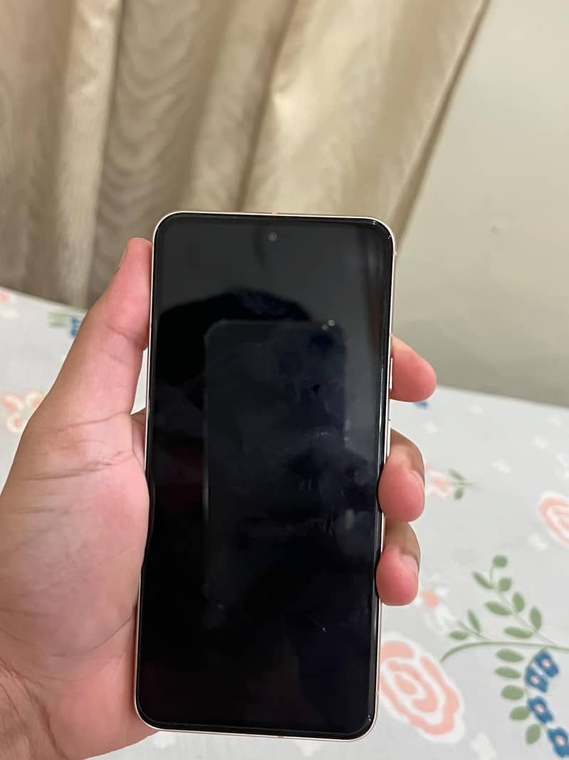 Google Pixel 8 1