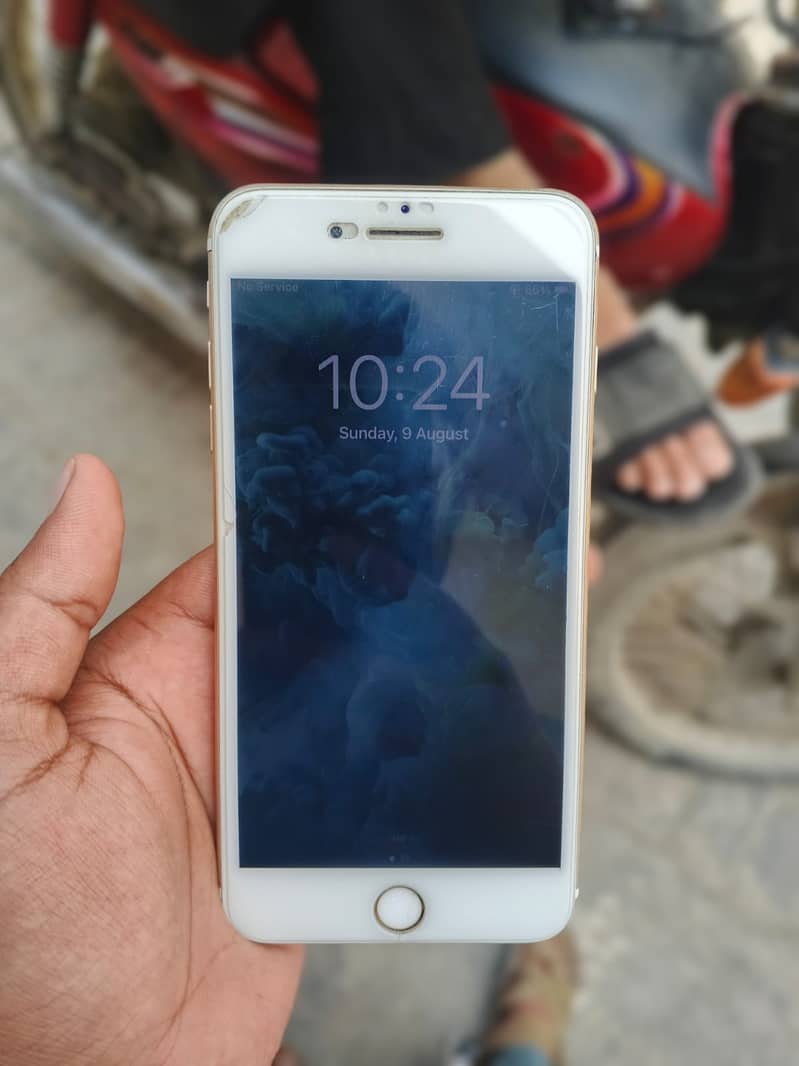 Apple iPhone 7 Plus 1