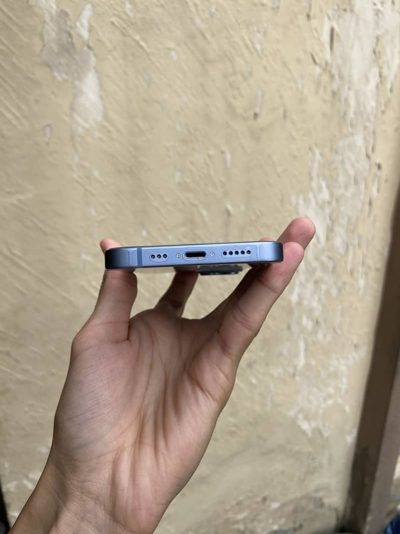 Apple iPhone 14 2