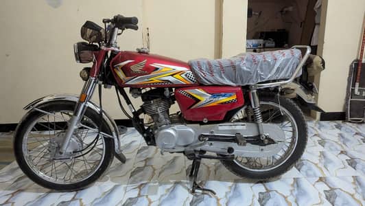 MashALLAH se gari new condition me he