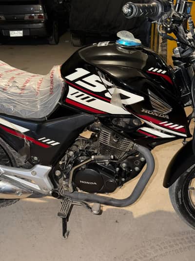 Honda CB 150F 2024