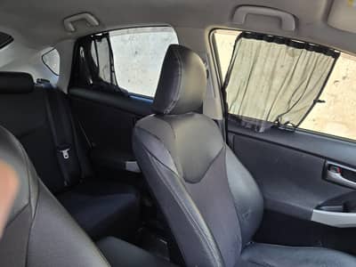 Toyota Prius 2012