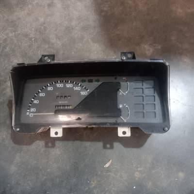 Mazda E 2200 speedomete price 10.000 contact 03702191033