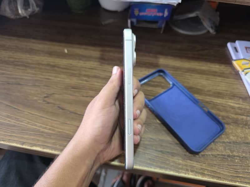 Apple iPhone 17 Pro Max 1