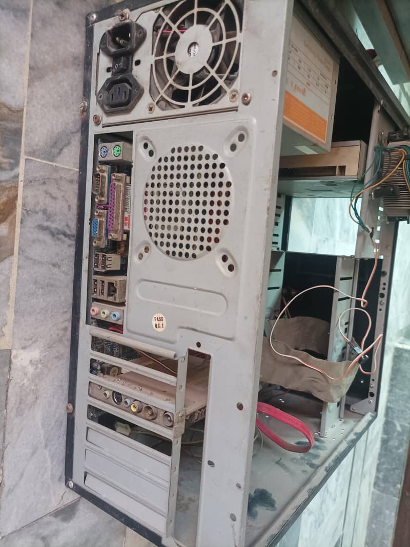 Used Computer Accessories 8