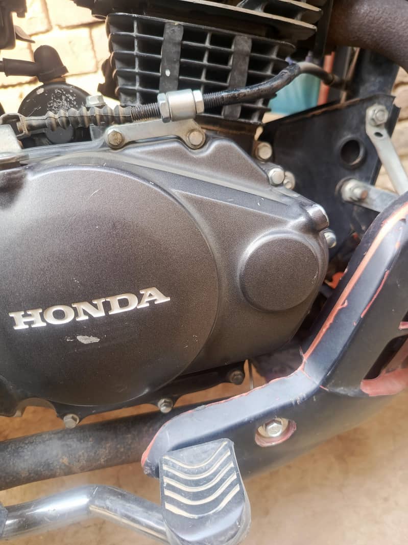 CB 150f 0