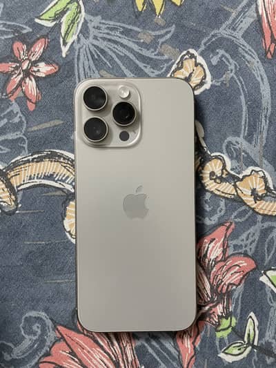 Apple iPhone 16 Pro Max FU