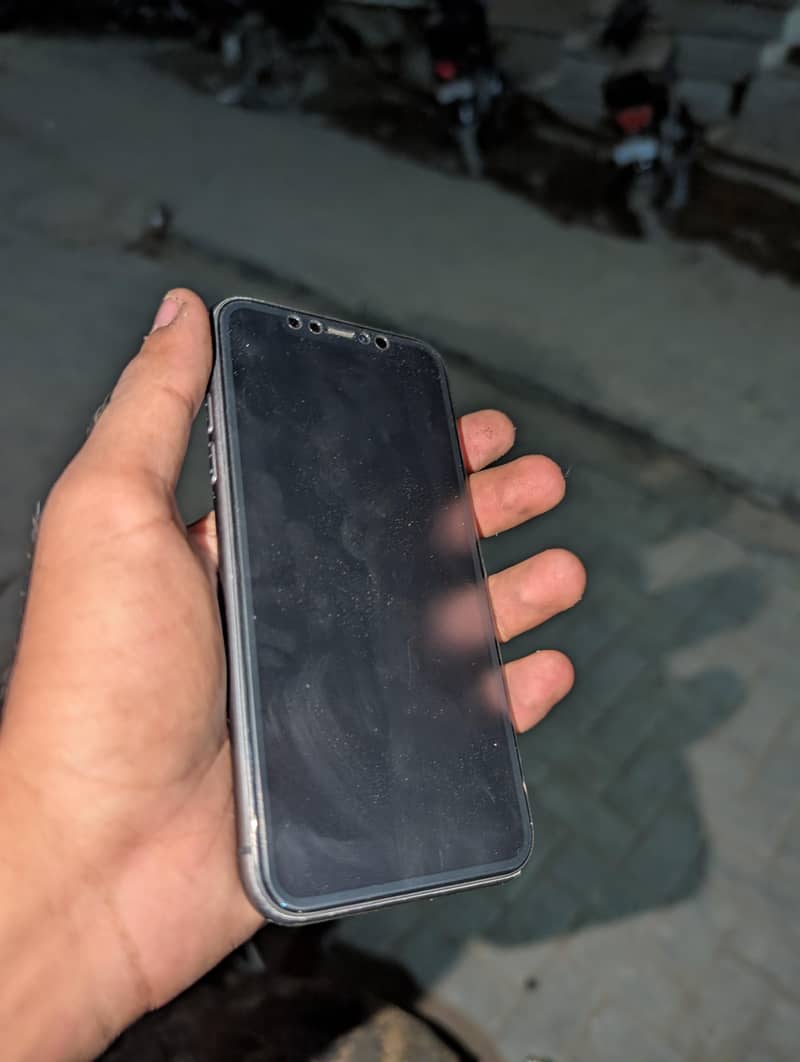 Apple iPhone 11 1