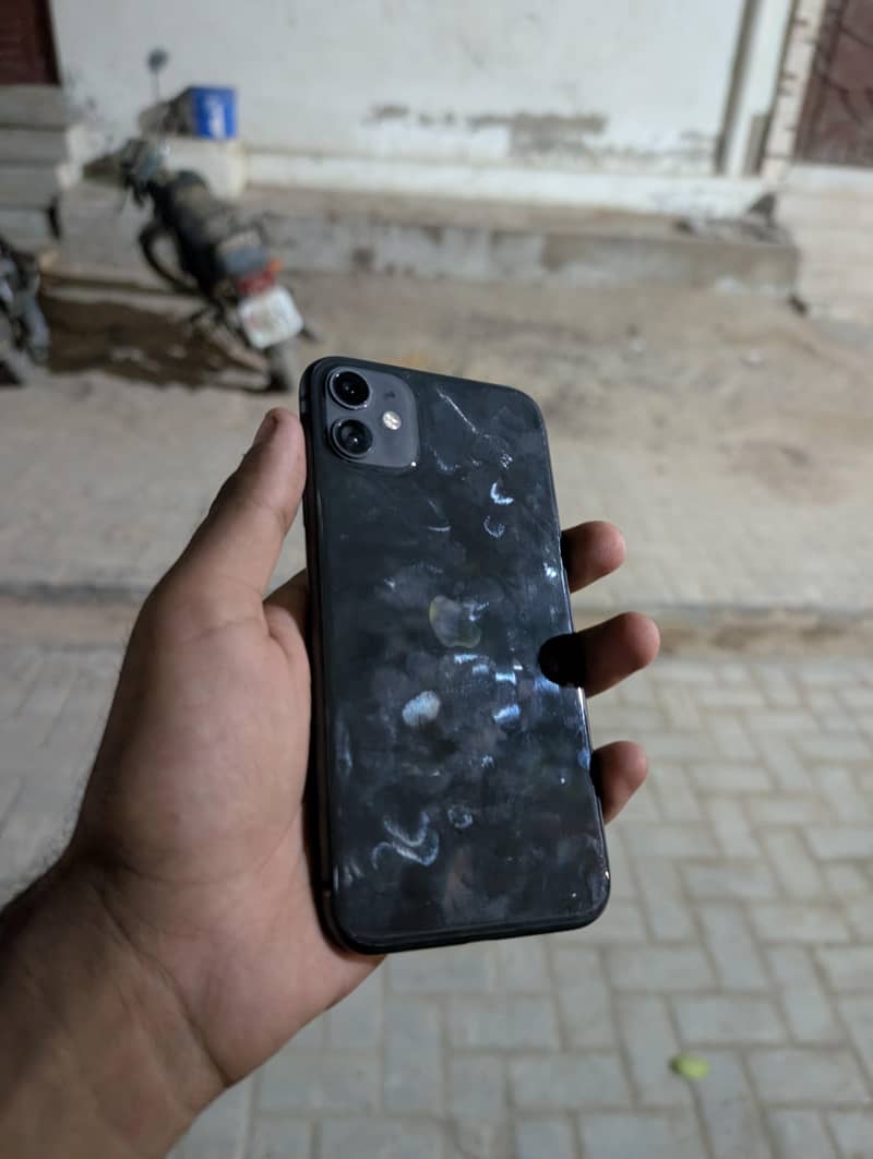 Apple iPhone 11 7