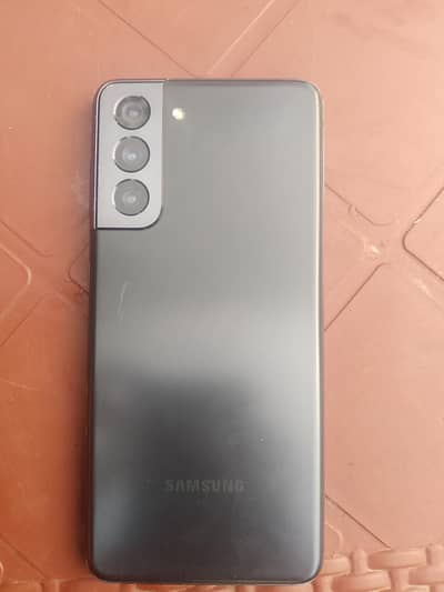 Samsung Mobile S21 ha non pta koi fault nahi ha full ok 10 by 10