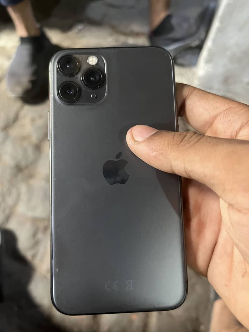 Apple iPhone 11 Pro 0