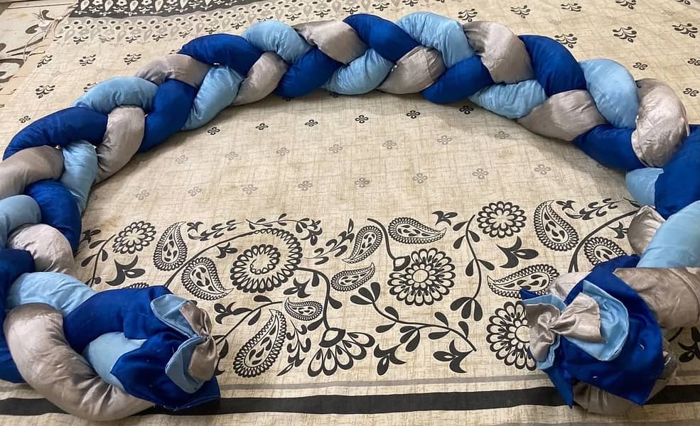 Braid for baby cot 1