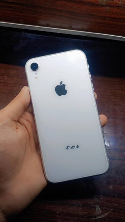 Apple iPhone XR