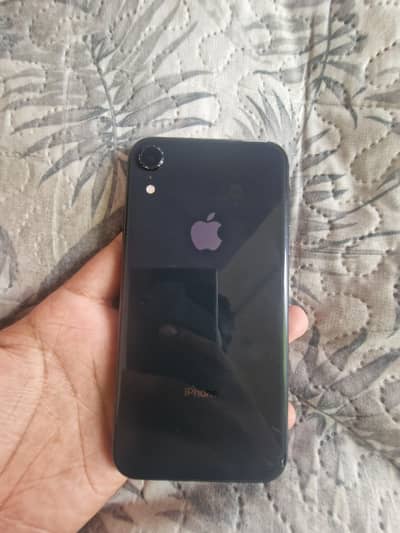 Apple iPhone XR