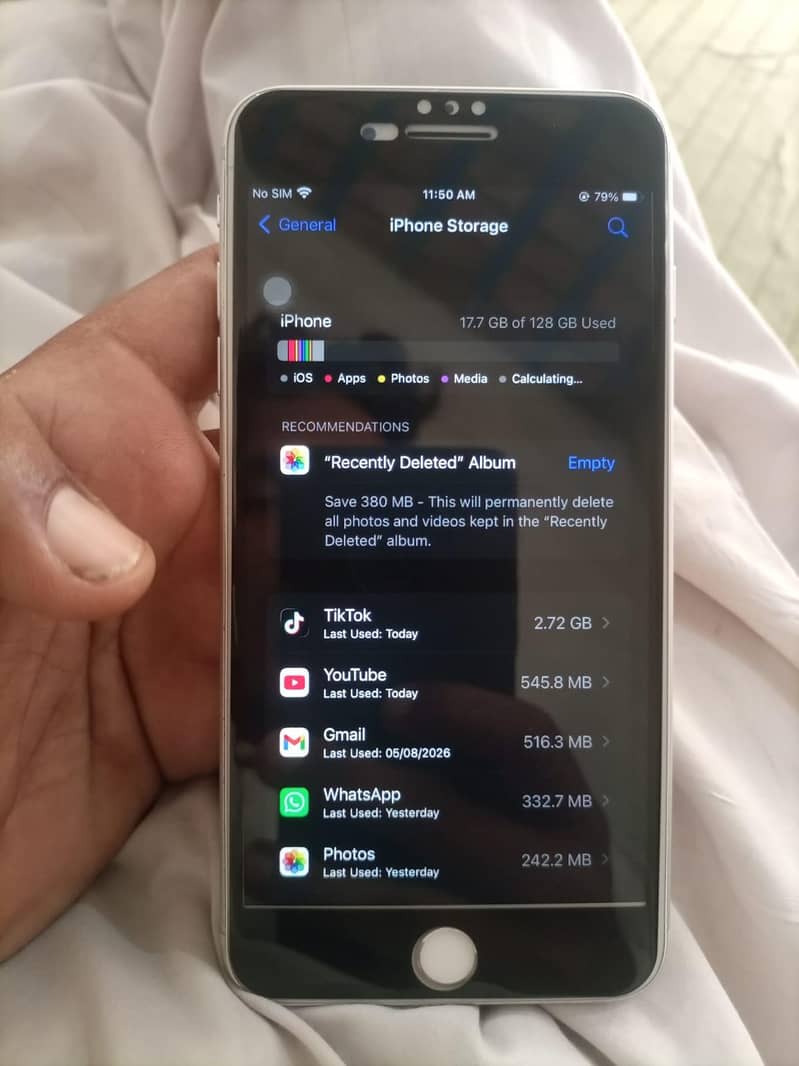 Apple iPhone 7 Plus 3