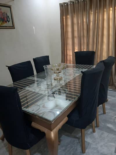 valvet luxury dinning table