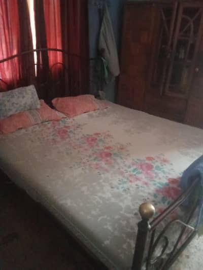 pechs block 2 one bad bath coman kitchen working single man