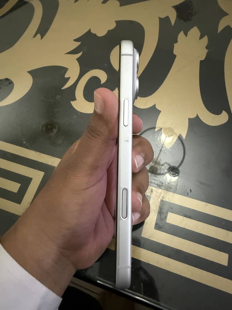 Apple iPhone 17 Pro Max 3