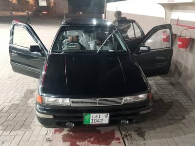 Mitsubishi Lancer 1989 black