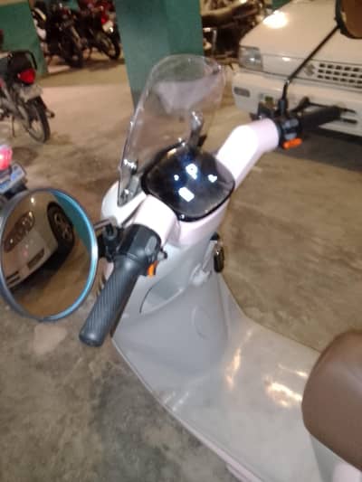 Electric Scooty For sale