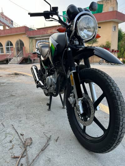 Yamaha YBR 125G 2024