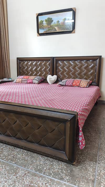 02 single bed with matress