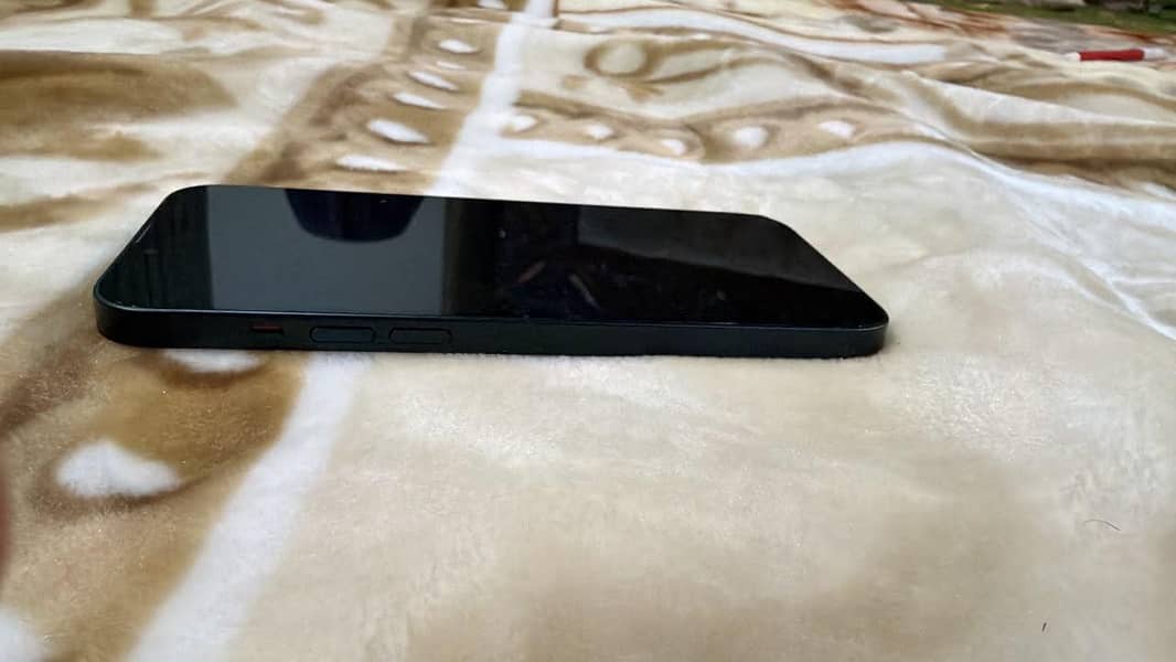 iphone 14 plus 2