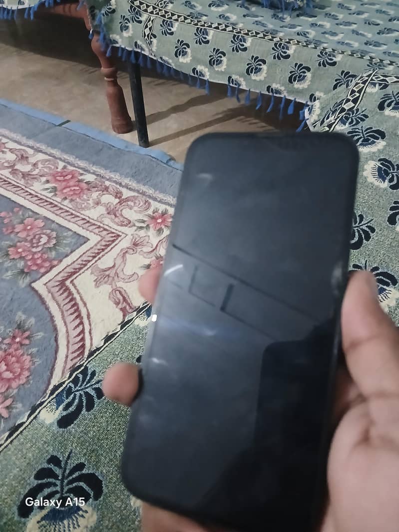 Apple iPhone 13 3