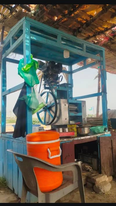 Sugarcane juice machine